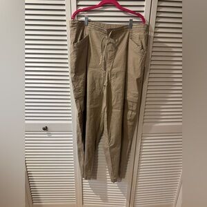 Athleta Lightweight Cargo Casual Pants